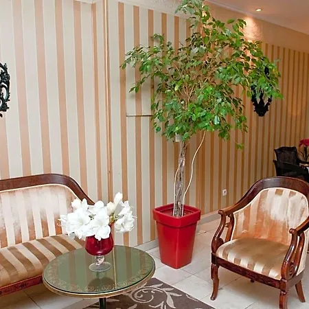 Tamaris Hotel